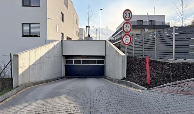 Prodej garážového stání v novostavbě v Berouně, U Židovského hřbitova, Beroun
