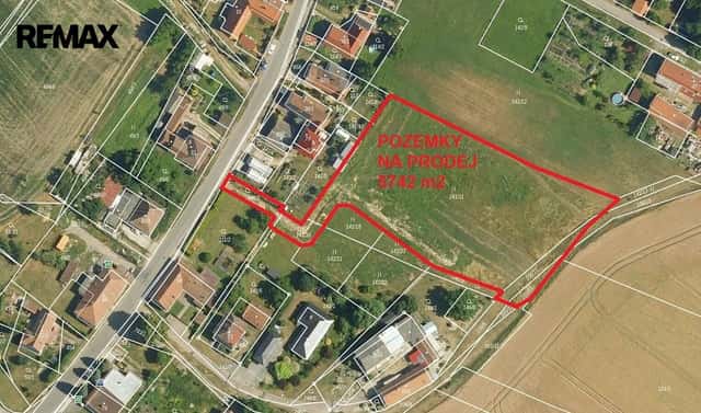 Prodej stavebního pozemku 5 742 m², Ostřetín, okres Pardubice