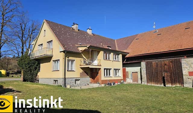 Prodej domu 450 m² s pozemkem 1 844 m², Kolinec – Sluhov, okres Klatovy