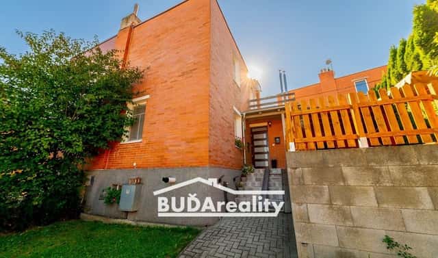 Prodej domu 87 m² s pozemkem 143 m², Bratří Sousedíků, Zlín