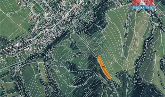 Prodej pole 4 064 m², Lhota u Vsetína, okres Vsetín