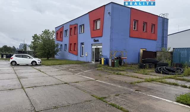 Pronájem obchodních prostor 415 m², U Čápova dvora, Tábor