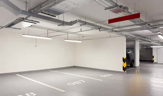 Pronájem garážového stání 13 m2, Praha - Hloubětín, Poděbradská, Praha 9 – Hloubětín