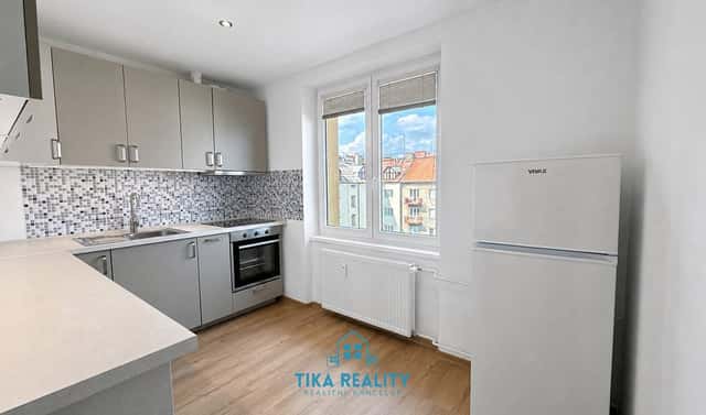 Pronájem bytu 2+1 48 m², Křižíkova, Olomouc – Hodolany