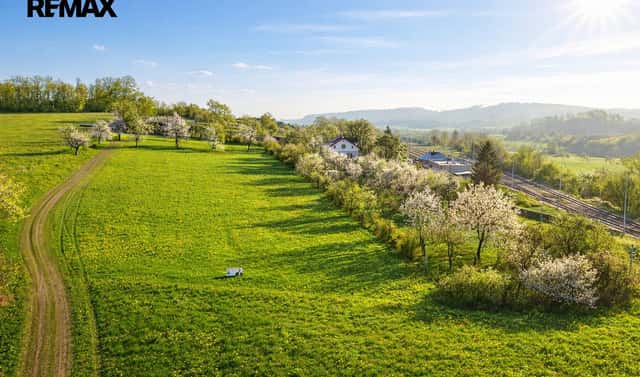 Prodej stavebního pozemku 4 299 m², Libuň, okres Jičín