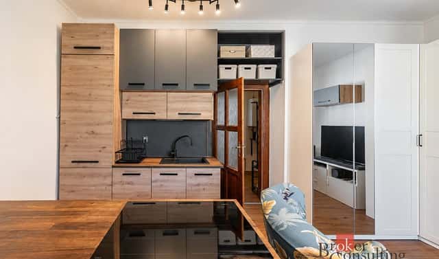 Prodej bytu 1+kk 28 m², Na Folimance, Praha 2 – Vinohrady