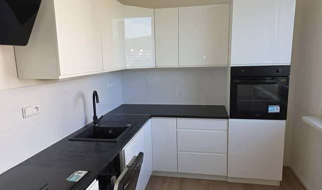 Pronájem bytu 2+1 60 m², Stavbařská, Chomutov