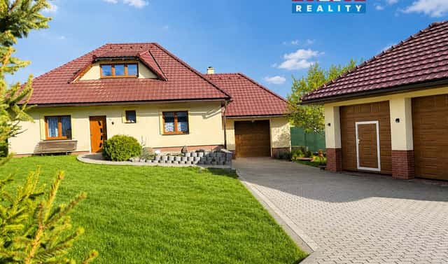 Prodej domu 120 m² s pozemkem 1 973 m², Dlouhá Stráň, okres Bruntál
