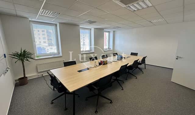 Pronájem kanceláře 191 m², Kolbenova, Praha 9 – Vysočany