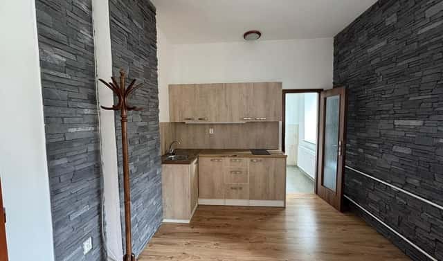 Pronájem bytu 1+1 43 m², Strážek, okres Žďár nad Sázavou