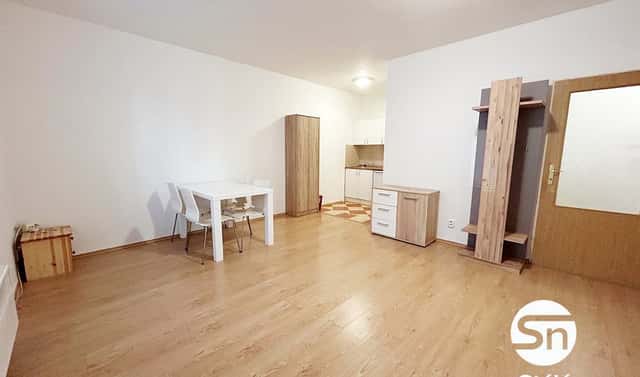Pronájem bytu 1+kk 31 m², Novovysočanská, Praha 9 – Vysočany