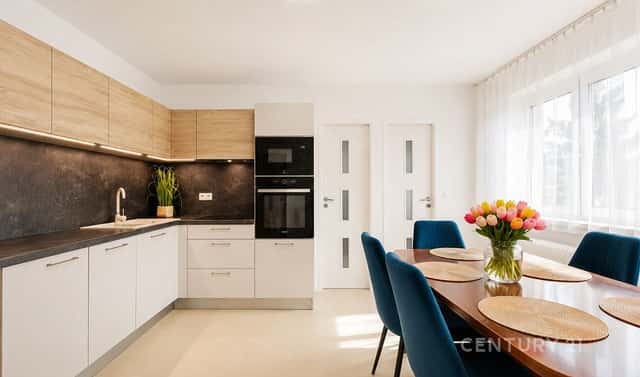 Prodej nájemního domu, činžáku 229 m², Sehradice, okres Zlín