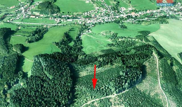 Prodej lesa 5 837 m², Lhota u Vsetína, okres Vsetín