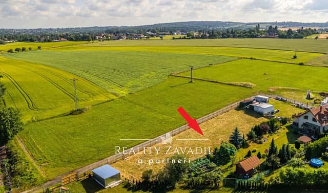 Prodej stavebního pozemku 1 579 m², Strančice – Svojšovice, okres Praha-východ