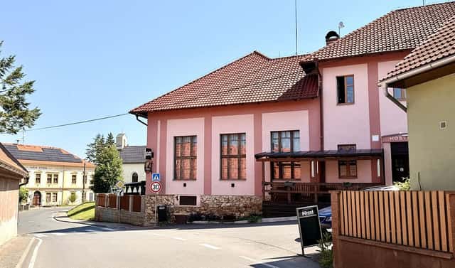 Prodej domu 500 m² s pozemkem 784 m², Zelená Hora, Svinaře, okres Beroun