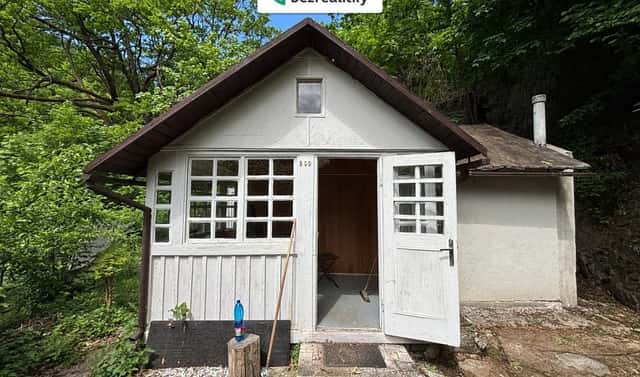 Prodej chaty/chalupy 29 m² s pozemkem 60 m², Jílové u Prahy – Luka pod Medníkem, okres Praha-západ
