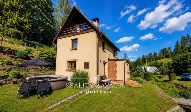Prodej chaty/chalupy 100 m² s pozemkem 1 250 m², Holčovice – Spálené, okres Bruntál