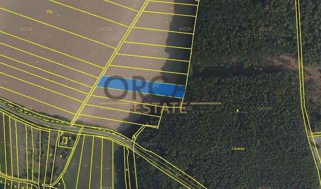 Prodej pole 1 505 m², Zlín