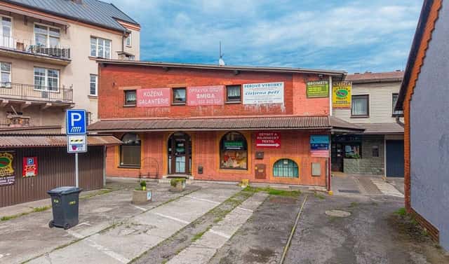 Prodej obchodních prostor 220 m², Poštovní, Třinec – Staré Město, okres Frýdek-Místek