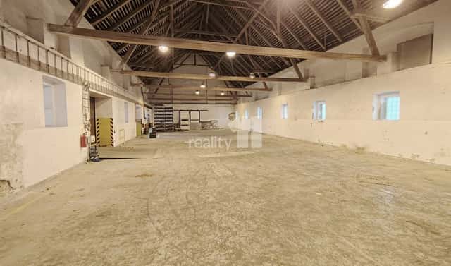 Pronájem skladovacích prostor 410 m², Smidary – Červeněves, okres Hradec Králové