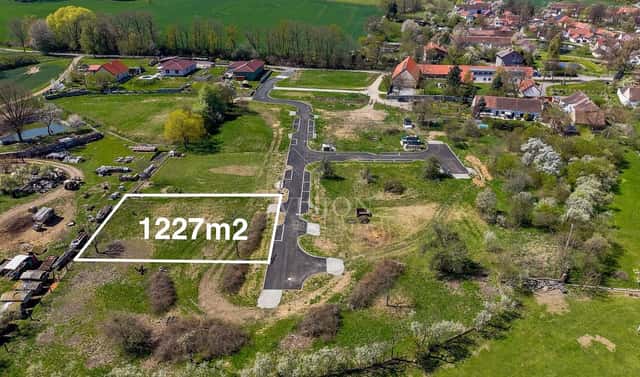 Prodej stavebního pozemku 1 227 m², Dobev, okres Písek