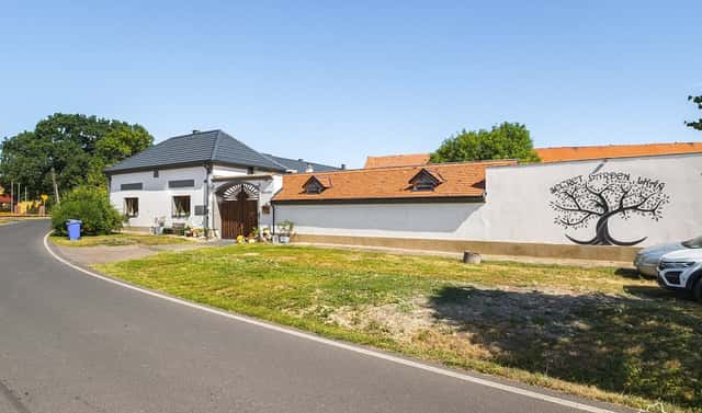 Prodej domu 100 m² s pozemkem 2 531 m², Lkáň, okres Litoměřice