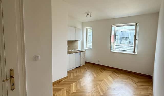 Prodej bytu 2+kk 31 m², Malá Štěpánská, Praha 2 – Nové Město