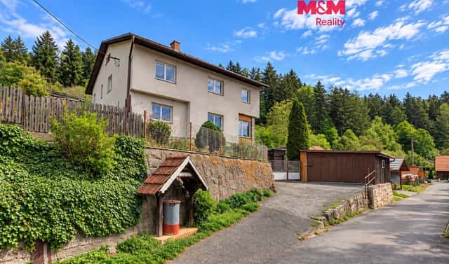 Prodej domu 200 m² s pozemkem 837 m², Kateřinice, okres Vsetín