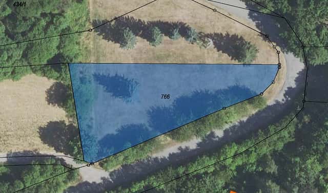 Prodej pozemku 141 m², Lidice, okres Kladno