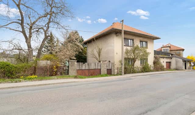 Prodej domu 260 m² s pozemkem 3 645 m², Kladenská, Lhota, okres Kladno