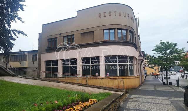 Prodej komerčního objektu (jiného typu) 675 m², Komenského, Nová Paka, okres Jičín