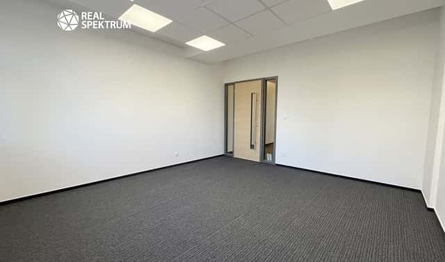 Pronájem kanceláře 87 m², Gajdošova, Brno – Židenice, okres Brno-město
