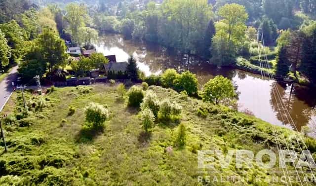 Prodej stavebního pozemku 9 000 m², Vlkančice, okres Praha-východ