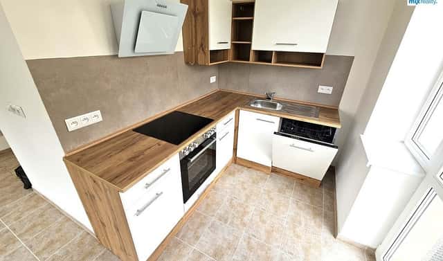Prodej bytu 1+kk 34 m², Klatovy – Luby