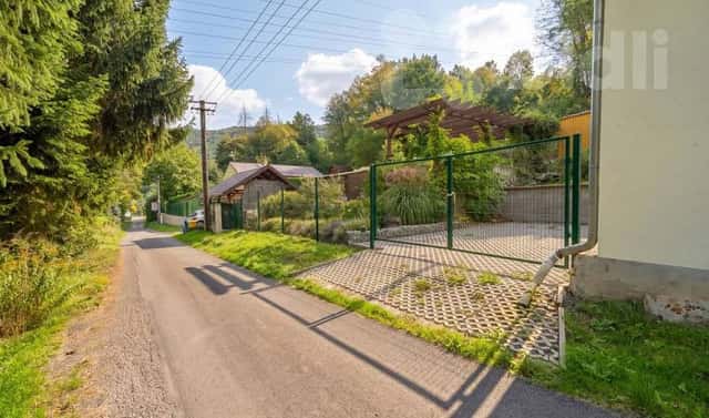 Prodej stavebního pozemku 1 151 m², Řehlovice – Stadice, okres Ústí nad Labem