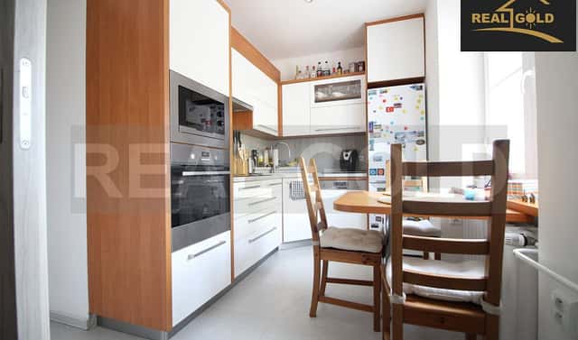 Prodej bytu 2+1 55 m², Dělnické nám., Třebíč – Borovina