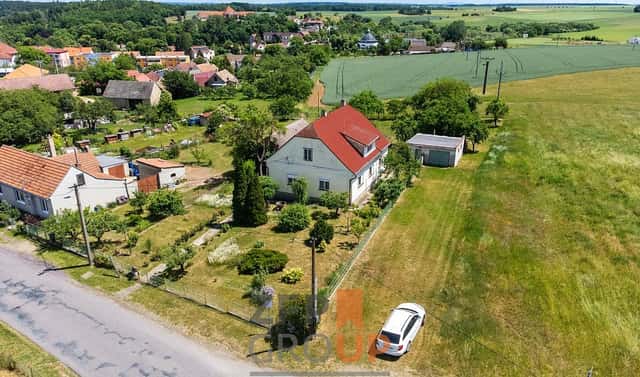 Prodej domu 193 m² s pozemkem 1 906 m², Tavíkovice, okres Znojmo