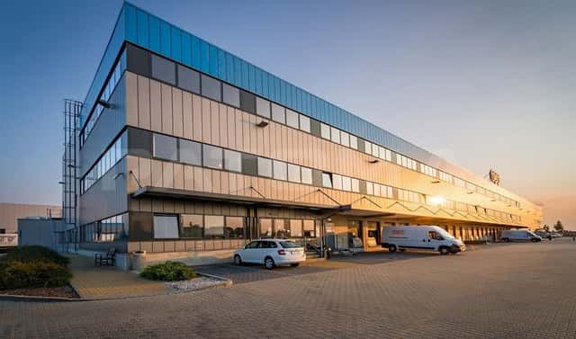 Pronájem skladovacích prostor 1 228 m², Za Tratí, Chrášťany, okres Praha-západ