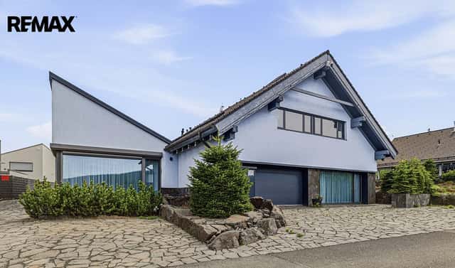 Prodej domu 486 m² s pozemkem 1 876 m², Loučná pod Klínovcem – Loučná, okres Chomutov