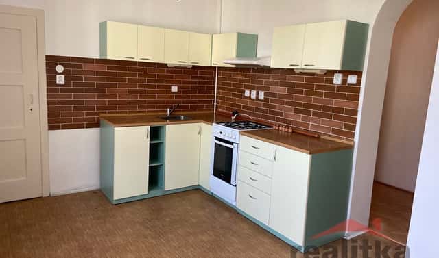 Pronájem bytu 3+kk 79 m², Bezručovo náměstí, Opava – Předměstí