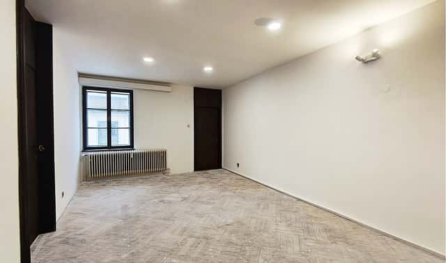 Pronájem kanceláře 29 m², nám. Přemysla Otakara II., České Budějovice – České Budějovice 1