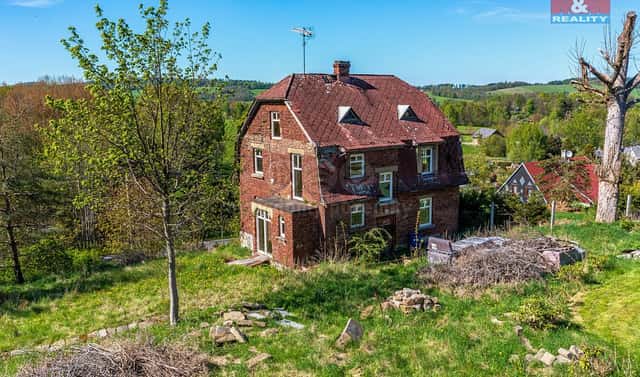 Prodej domu 140 m² s pozemkem 1 102 m², Staré Křečany, okres Děčín