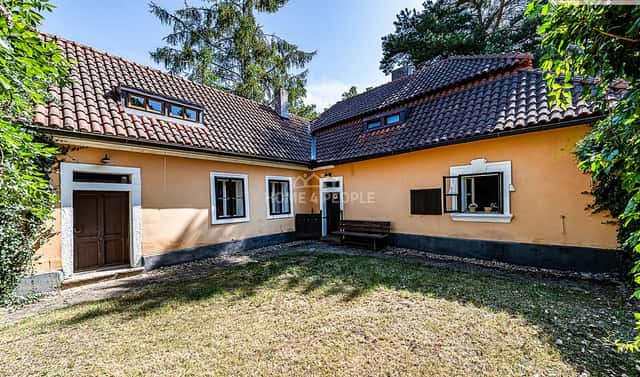 Prodej domu 190 m² s pozemkem 1 084 m², Vysoký Chlumec, okres Příbram