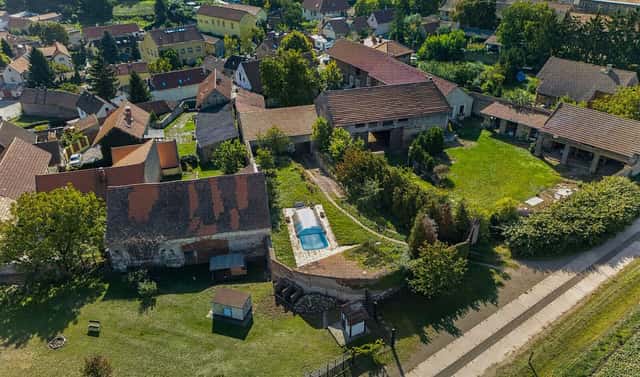 Prodej domu 160 m² s pozemkem 1 388 m², Na Návsi, Holubice, okres Praha-západ