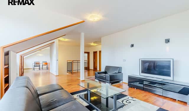 Pronájem bytu 3+kk 126 m², Strojická, Praha 9 – Vinoř