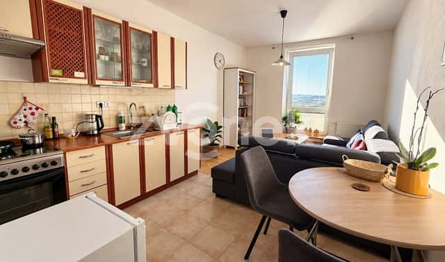 Pronájem bytu 2+kk 44 m², Na Honech I, Zlín