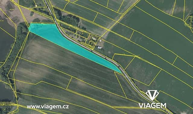 Prodej pole 3 621 m², Osek, okres Jičín