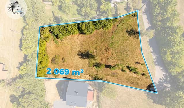 Prodej stavebního pozemku 2 069 m², Horní Lhota, okres Zlín
