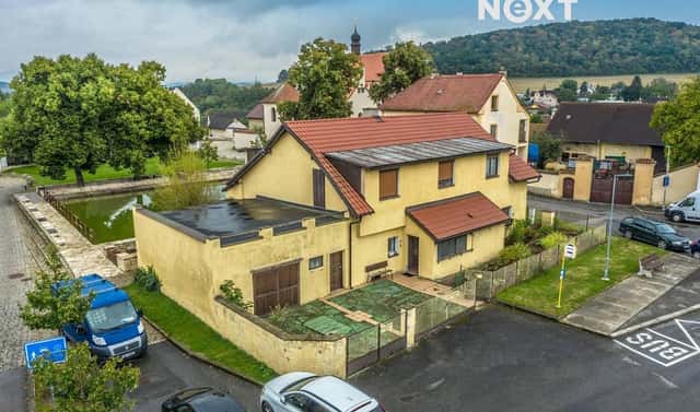 Prodej restaurace 416 m², náměstí Kněžny Ludmily, Tetín, okres Beroun