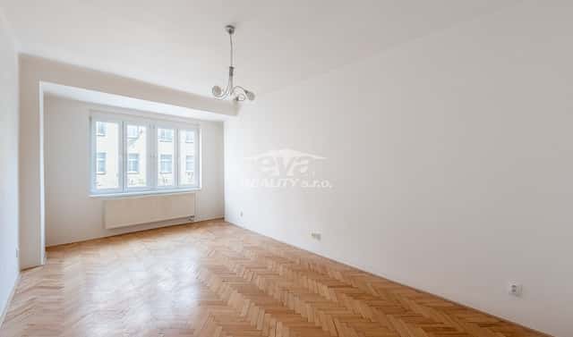 Prodej bytu 2+kk 57 m², Petrohradská, Praha 10 – Vršovice